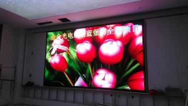 P10 RGB Besar Indoor Digital Advertising Screens Wall Lifespan Lebih dari 100000 Jam